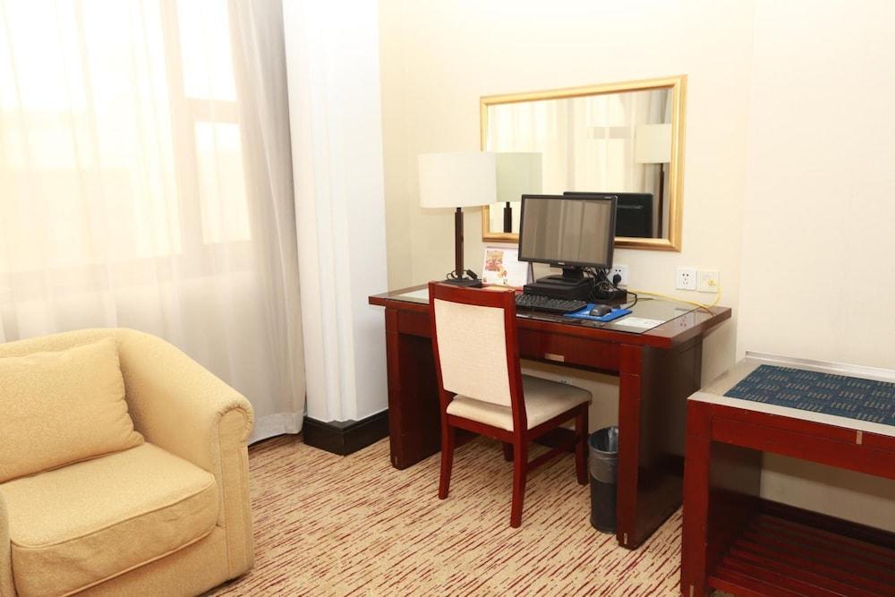 Beijing Poly Plaza Hotel Eksteriør billede